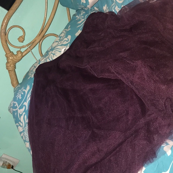 Charlotte Russe Dresses & Skirts - Plum tulle skirt